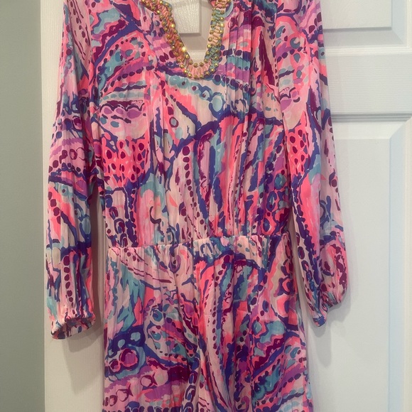 Lilly Pulitzer NWOT long sleeve romper size small. Never worn. - Picture 4 of 5